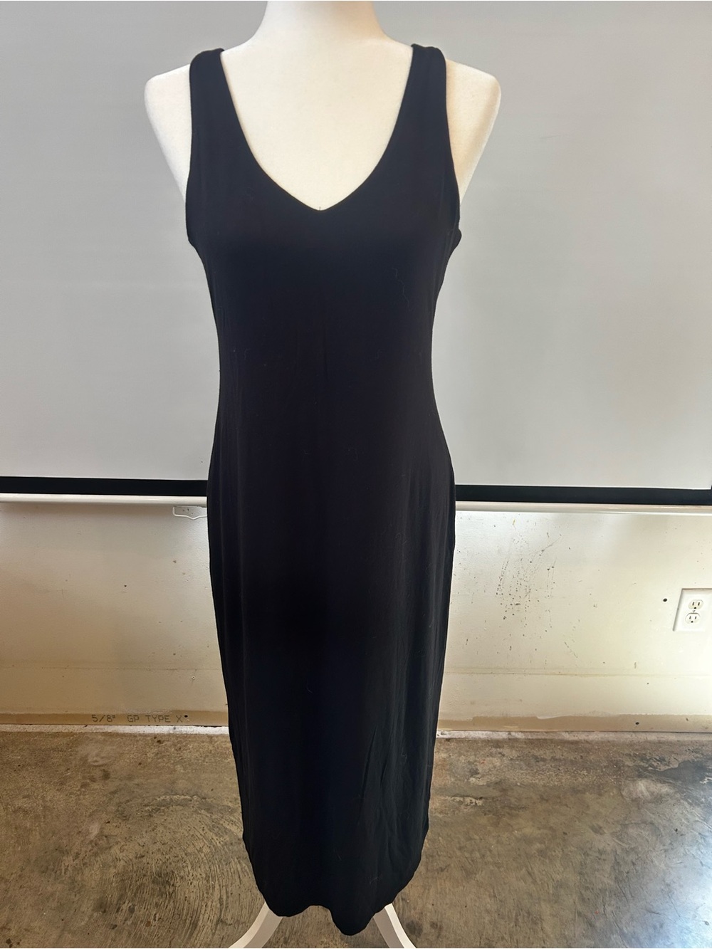 Z Supply Black Sleeveless V-Neck Maxi Dress - Picture 1 of 3